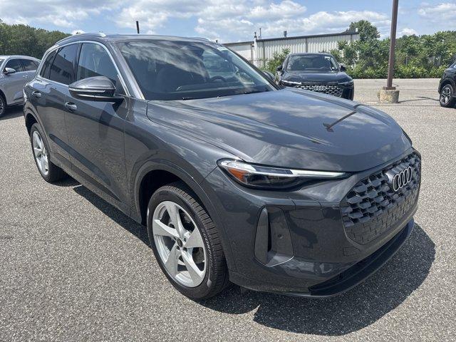 Photo of 2025 Tambora Gray Metallic Audi Q5