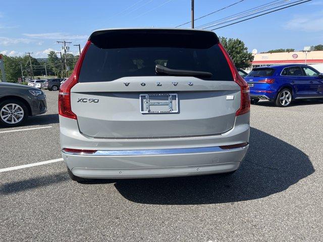 Photo of 2024 VAPOUR GREY MET Volvo XC90 Recharge Plug-In Hybrid