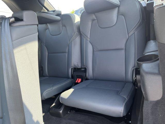 Photo of 2024 VAPOUR GREY MET Volvo XC90 Recharge Plug-In Hybrid