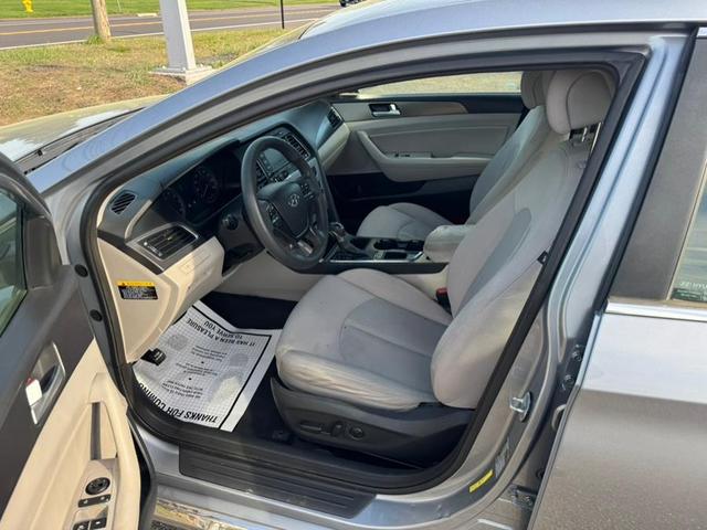 Photo of 2015 Shale Gray Metallic Hyundai SONATA