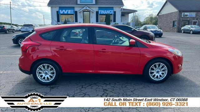 Photo of 2012 Race Red Ford Focus