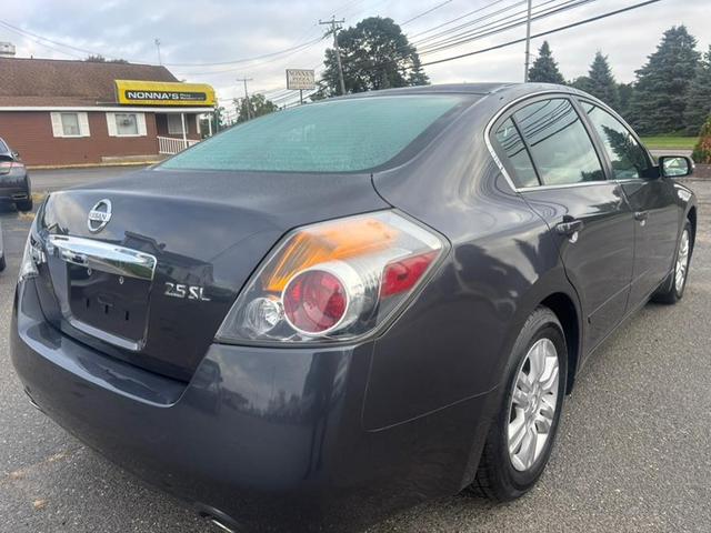 Photo of 2010 Navy Blue Metallic Nissan Altima