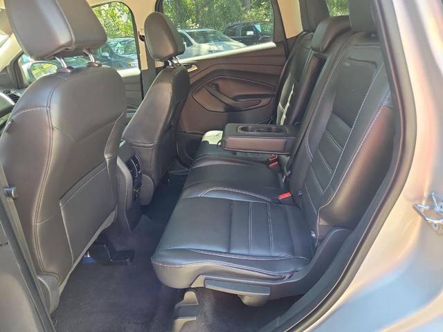 Photo of 2017 Silver Ford Escape
