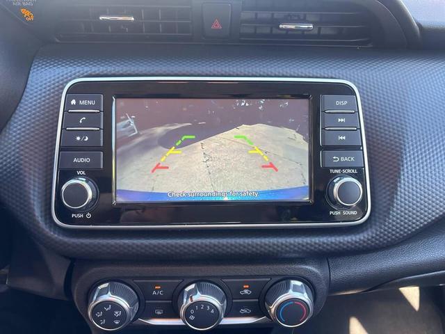 Photo of 2023 Blue Nissan Kicks