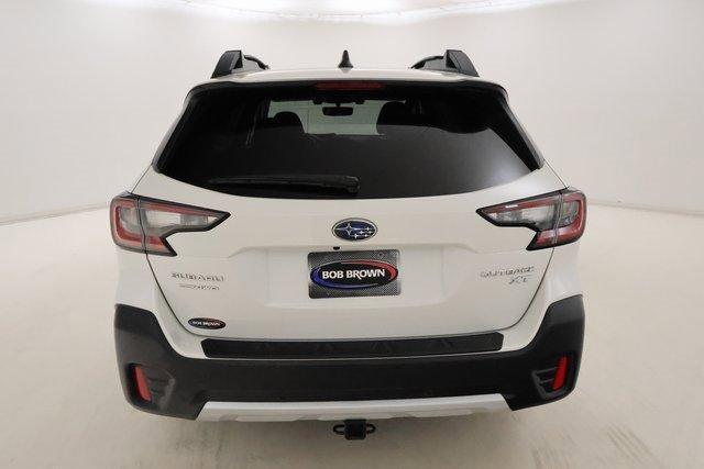 Photo of 2022 Crystal White Pearl Subaru Outback