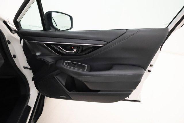 Photo of 2022 Crystal White Pearl Subaru Outback