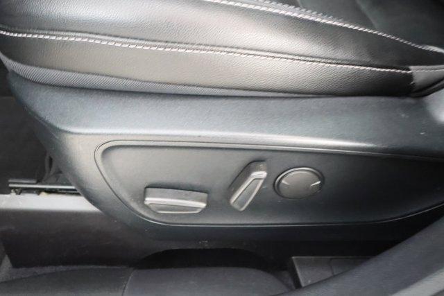 Photo of 2020 Agate Black Metallic Ford Escape