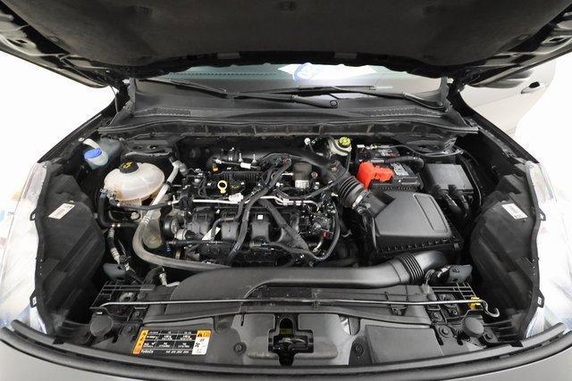 Photo of 2020 Agate Black Metallic Ford Escape