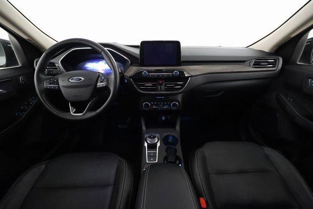 Photo of 2020 Agate Black Metallic Ford Escape
