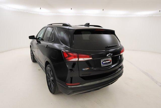 Photo of 2023 Mosaic Black Metallic Chevrolet Equinox