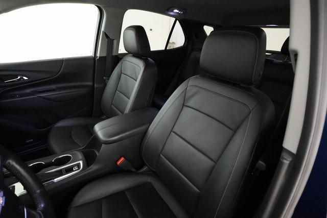 Photo of 2020 Pacific Blue Metallic Chevrolet Equinox