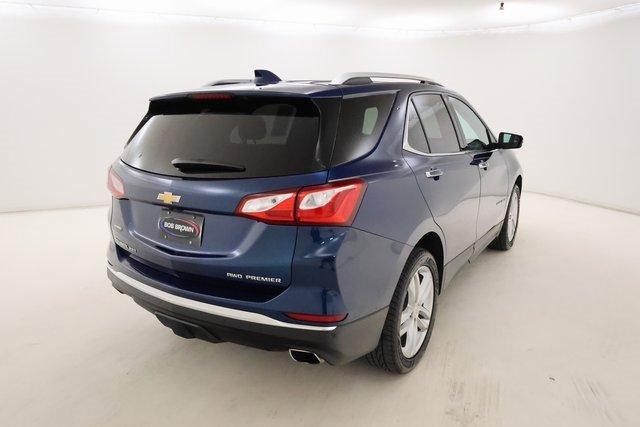 Photo of 2020 Pacific Blue Metallic Chevrolet Equinox