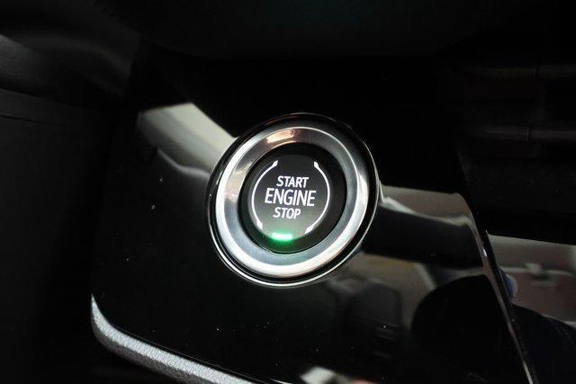 Photo of 2025 Summit White Buick Envision