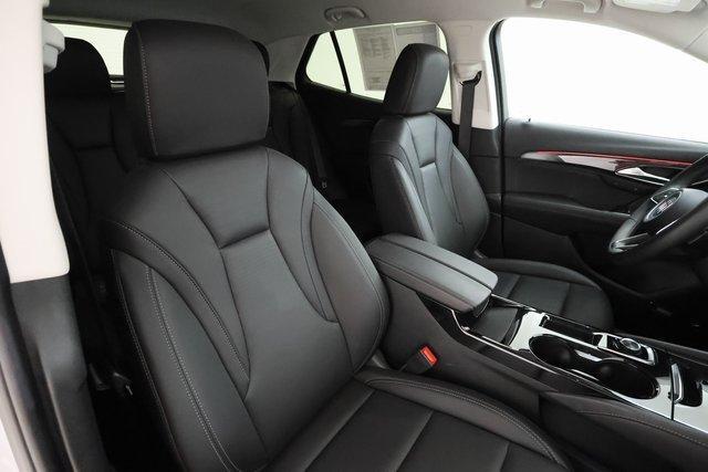 Photo of 2025 Summit White Buick Envision