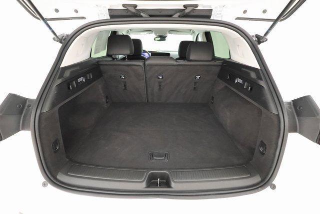 Photo of 2025 Summit White Buick Envision