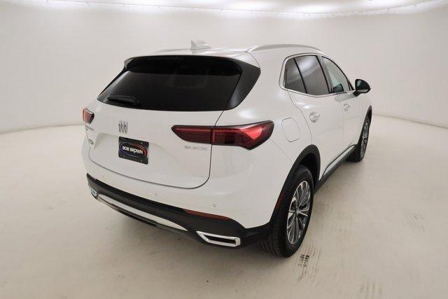 Photo of 2025 Summit White Buick Envision