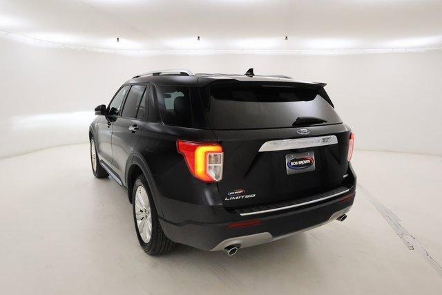 Photo of 2020 Agate Black Metallic Ford Explorer