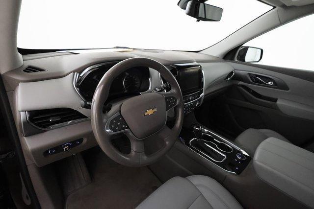 Photo of 2020 Black Cherry Metallic Chevrolet Traverse