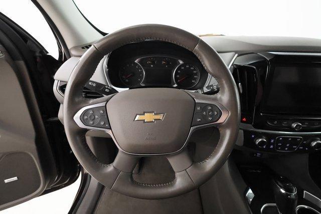 Photo of 2020 Black Cherry Metallic Chevrolet Traverse