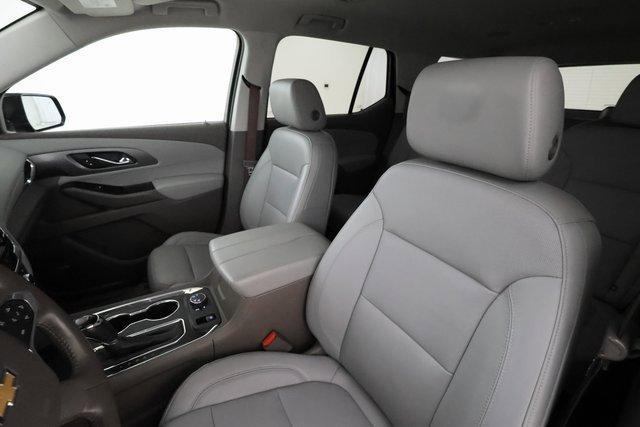 Photo of 2020 Black Cherry Metallic Chevrolet Traverse
