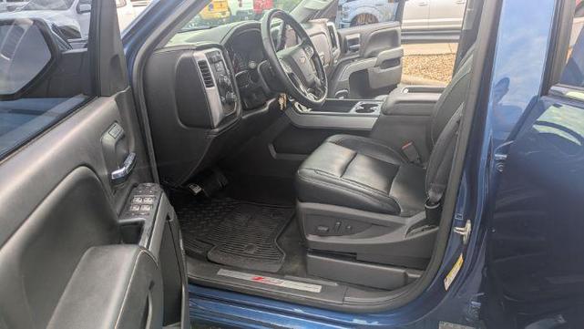 Photo of 2016 Deep Ocean Blue Metallic Chevrolet Silverado 1500