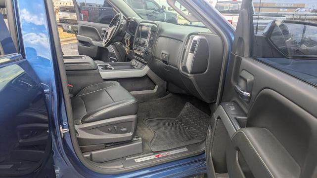 Photo of 2016 Deep Ocean Blue Metallic Chevrolet Silverado 1500