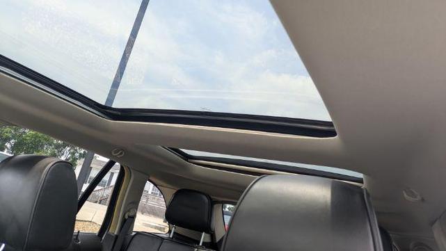 Photo of 2013 Ingot Silver Metallic Lincoln MKX
