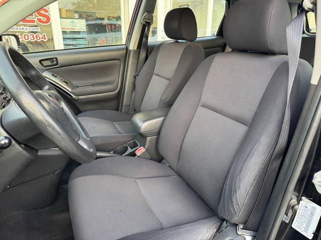 Photo of 2004 Abyss Pontiac Vibe