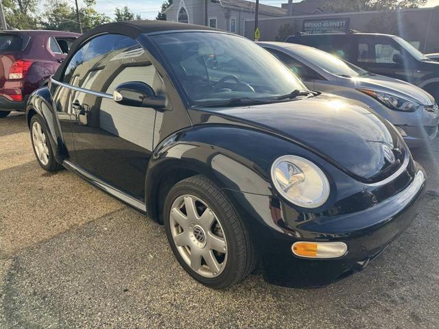 Photo of 2003 Uni Black/Black Cloth Roof Volkswagen New Beetle
