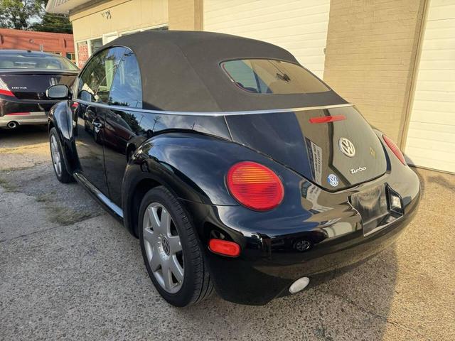 Photo of 2003 Uni Black/Black Cloth Roof Volkswagen New Beetle