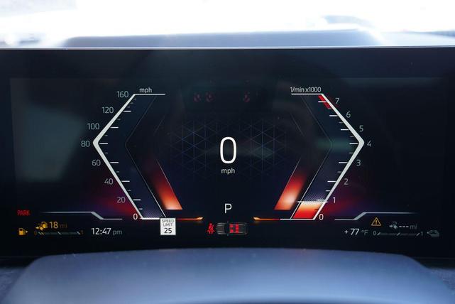 Photo of 2025 Manhattan Green Metallic BMW X5 PHEV