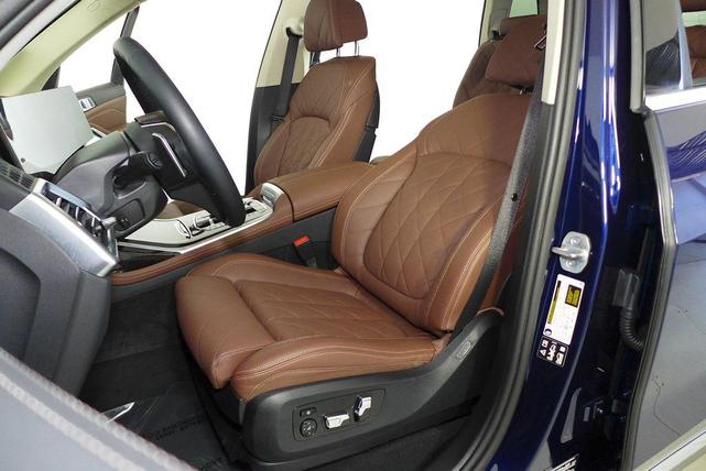 Photo of 2024 Tanzanite Blue II Metallic BMW X7