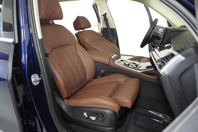 Photo of 2024 Tanzanite Blue II Metallic BMW X7