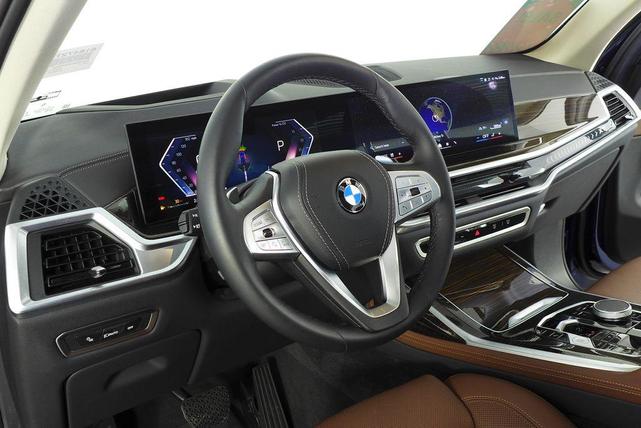 Photo of 2024 Tanzanite Blue II Metallic BMW X7