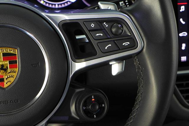 Photo of 2021 White Porsche Cayenne