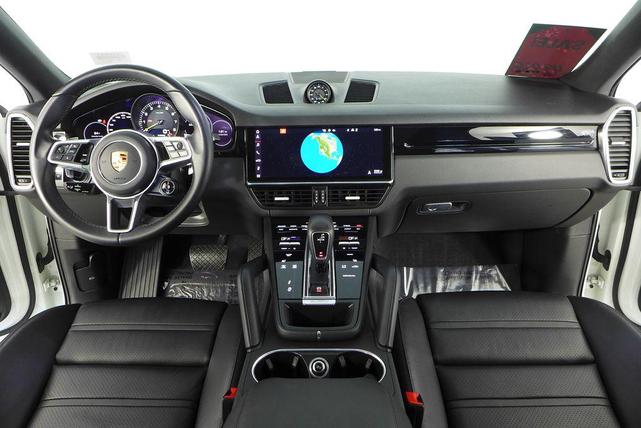 Photo of 2021 White Porsche Cayenne