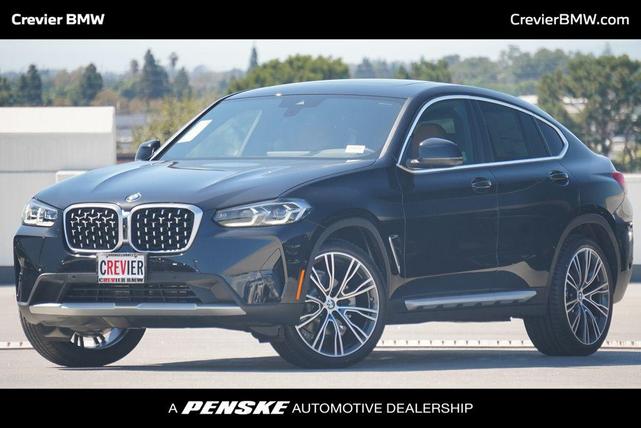 Photo of 2025 Black Sapphire Metallic BMW X4