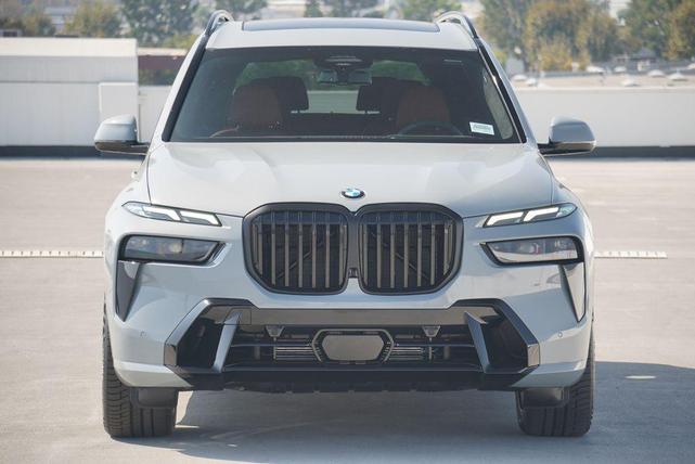 Photo of 2026 Brooklyn Grey Metallic BMW X7