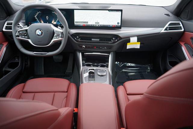 Photo of 2025 Mineral White Metallic BMW 330