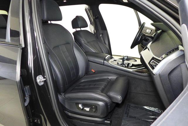 Photo of 2021 Dark Graphite Metallic BMW X7