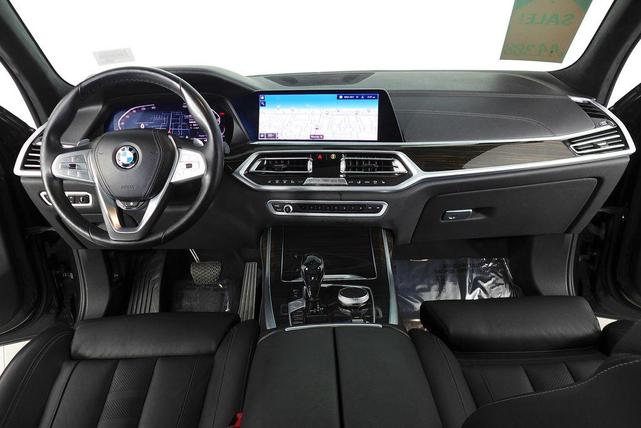 Photo of 2021 Dark Graphite Metallic BMW X7