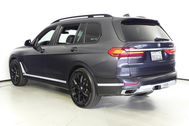 Photo of 2021 Dark Graphite Metallic BMW X7