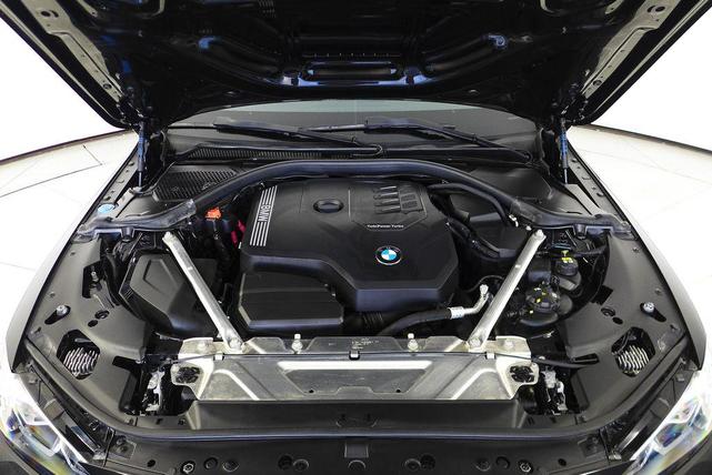 Photo of 2022 Black Sapphire Metallic BMW 430