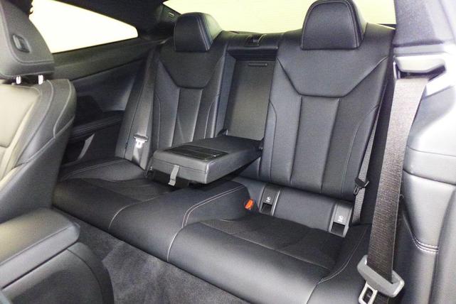 Photo of 2022 Black Sapphire Metallic BMW 430