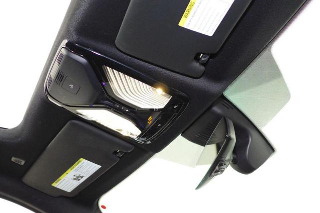 Photo of 2022 Black Sapphire Metallic BMW 430