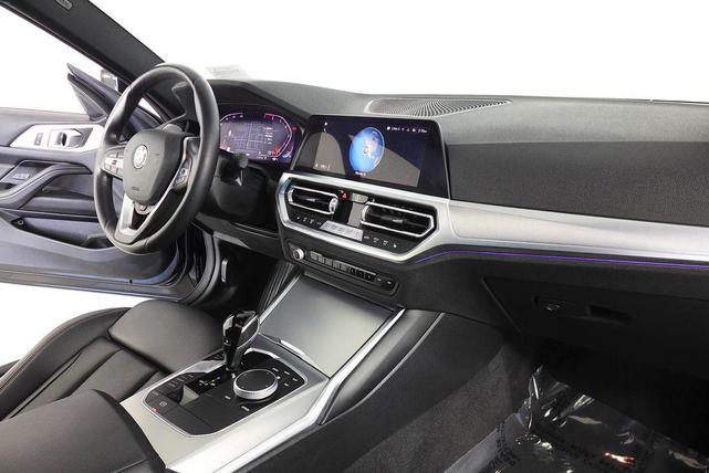 Photo of 2022 Black Sapphire Metallic BMW 430