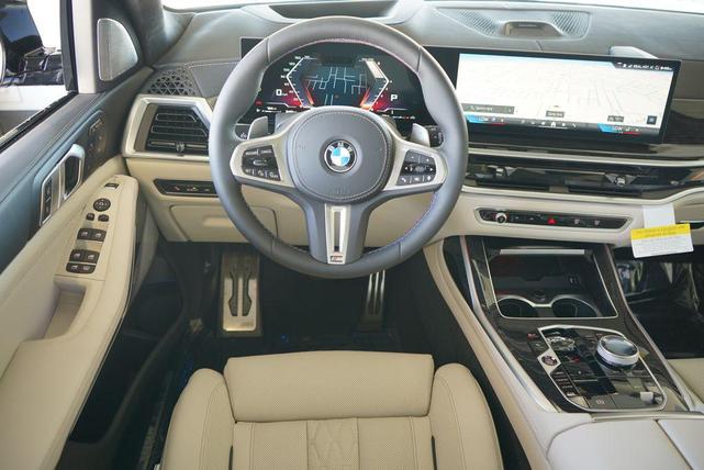 Photo of 2026 Carbon Black Metallic BMW X7