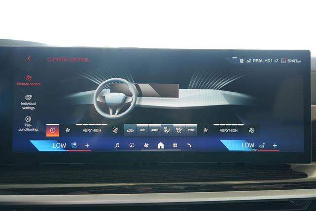 Photo of 2026 Carbon Black Metallic BMW X7