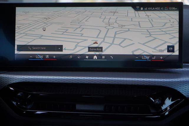 Photo of 2025 Black Sapphire Metallic BMW 330