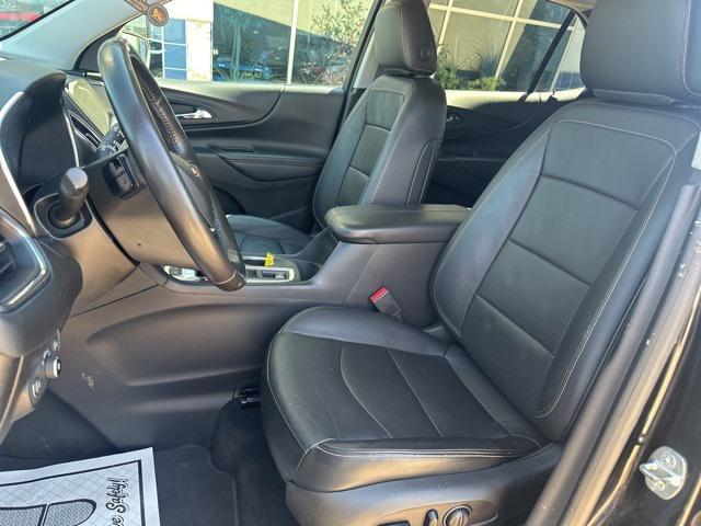 Photo of 2019 Mosaic Black Metallic Chevrolet Equinox
